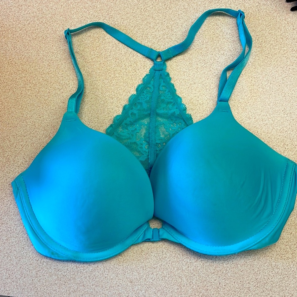 Victoria’s Secret 34C Bra